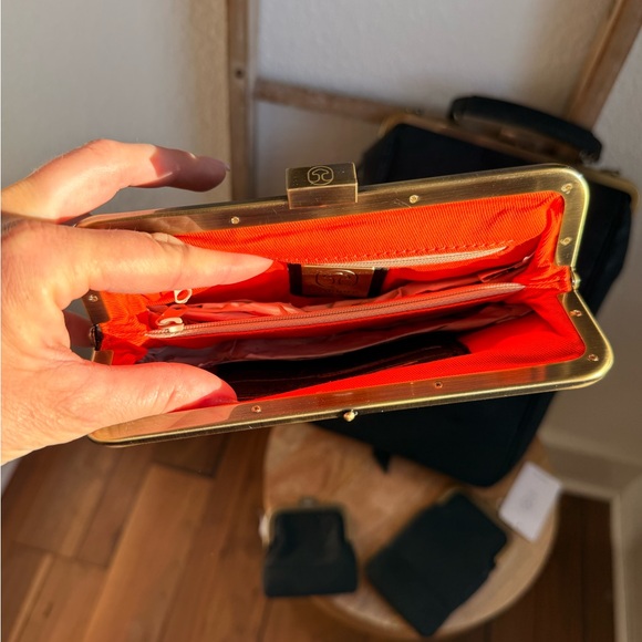 bobobark Black Clutch Wallet NWT - Picture 6 of 6